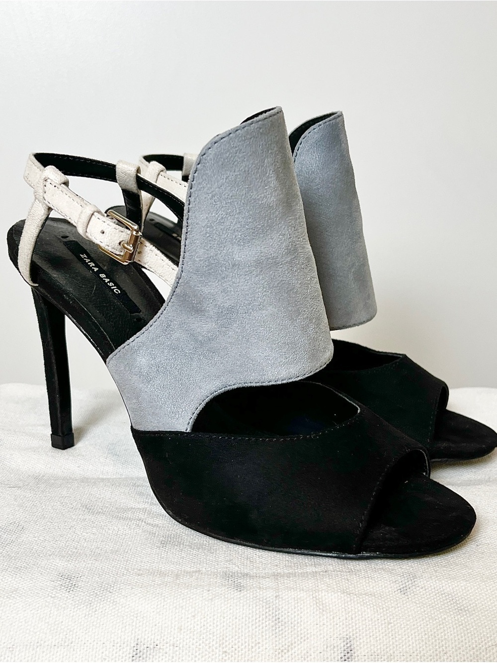 Zara Colorblock Suede Peep-Toe Slingback Stiletto Heels Black/Gray – EU 39 - Picture 4 of 11
